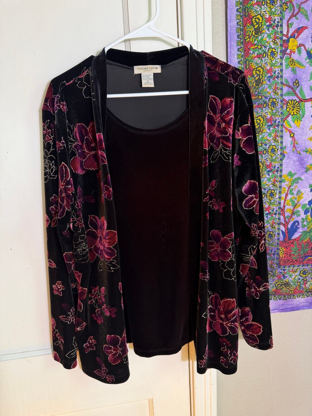 Notations Woman 1X Velvet Floral Burnout Top Black Burgundy Open Front Y2K